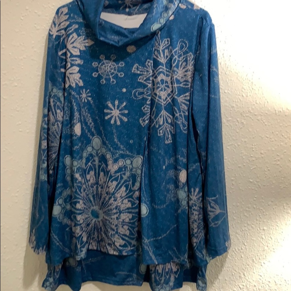 Women’s career casual blouse. 2X